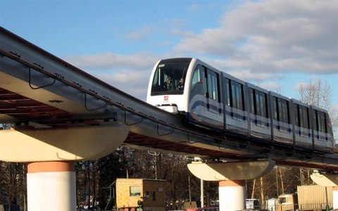 Монорельсовая дорога (Москва). Фото с сайта megabook.ru
