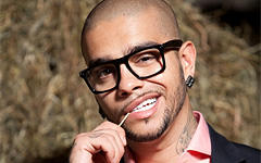 Тимати. Фото с сайта timatimusic.com