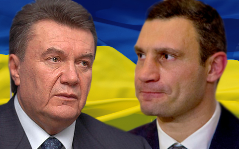 Виктор Янукович и Виталий Кличко. Коллаж © KM.RU Виктор Янукович и Виталий Кличко. Коллаж © KM.RU