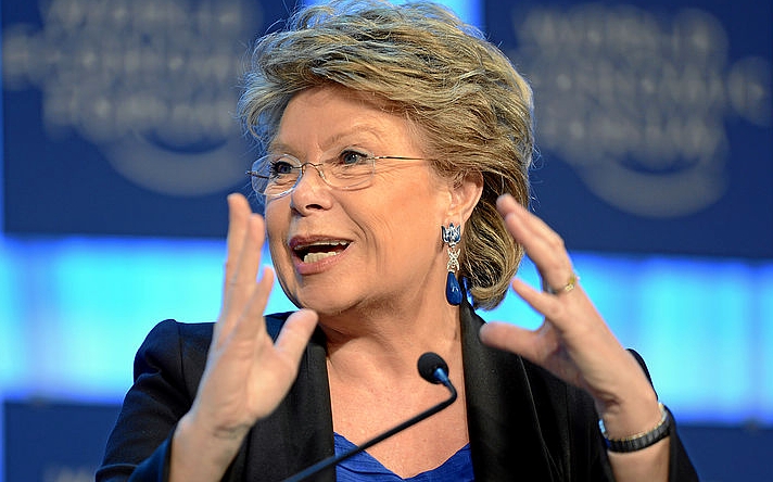 Вивиан Рединг. Фото пользователя Flickr WEF Вивиан Рединг. Фото пользователя Flickr WEF