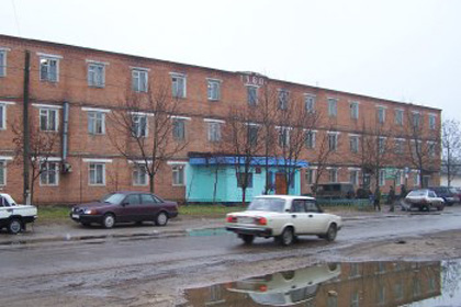 Здание колонии в Клинцах. Фото с сайта www.32.fsin.su Здание колонии в Клинцах. Фото с сайта www.32.fsin.su