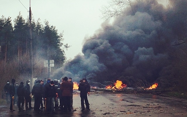 Один из блокпостов на въезде в Славянск. Фото из Instagram a3ap Один из блокпостов на въезде в Славянск. Фото из Instagram a3ap