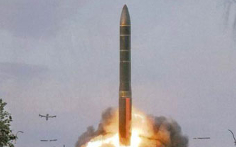 Пуск РС-24 «Ярс» . Фото с сайта kapyar.ru Пуск РС-24 «Ярс» . Фото с сайта kapyar.ru