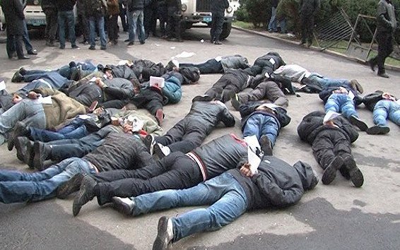 Задержание активистов в Харькове. Фото с сайта mvs.gov.ua Задержание активистов в Харькове. Фото с сайта mvs.gov.ua