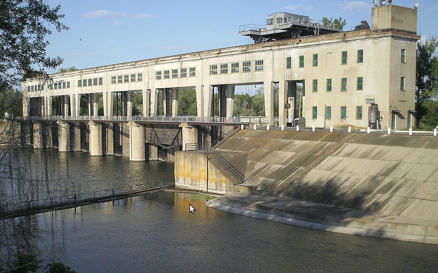 лотина на канале Канал Северский Донец — Донбасс. Фото с сайта wikipedia.org Плотина на канале Канал Северский Донец — Донбасс. Фото с сайта wikipedia.org
