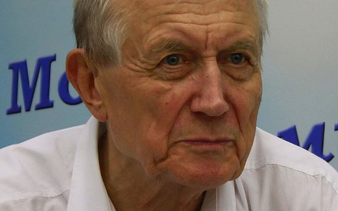 Евгений Евтушенко. Фото с сайта wikipedia.org Евгений Евтушенко. Фото с сайта wikipedia.org