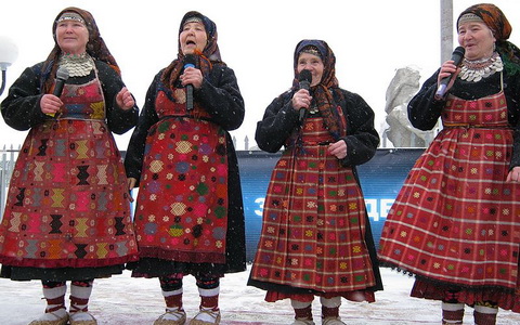 «Бурановские бабушки». Фото Ларисы Горбуновой с сайта wikipedia.org «Бурановские бабушки». Фото Ларисы Горбуновой с сайта wikipedia.org