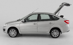 Lada Granta лифтбек. Фото с сайта i.automarket.su