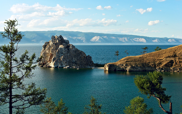 Озеро Байкал. Фото Владимира Калюжного с сайта wikimedia.org Озеро Байкал. Фото Владимира Калюжного с сайта wikimedia.org