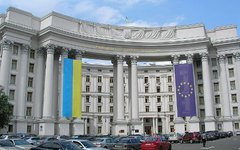 Здание МИД Украины. Фото с сайта wikipedia.org Здание МИД Украины. Фото с сайта wikipedia.org