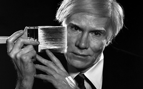 Энди Уорхол. Фото с сайта kinopoisk.ru