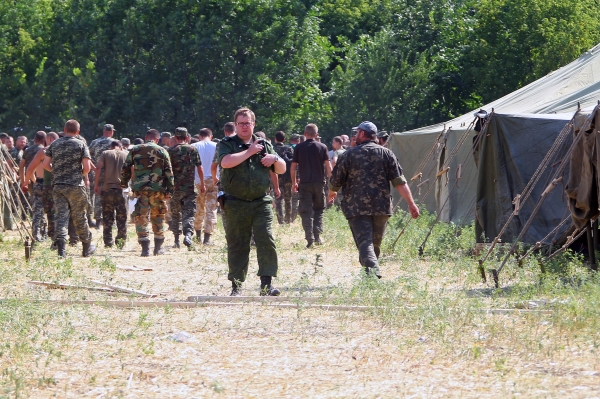 Украинские военнослужащие в палаточном лагере в Ростовской области. © РИА Новости, Федор Ларин