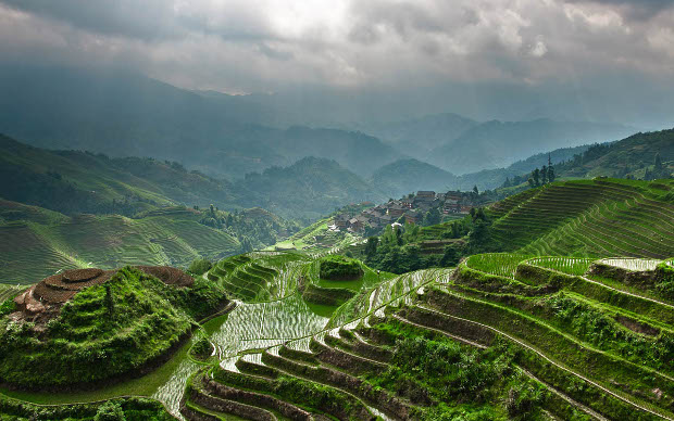 Горные районы провинции Юньнань. Фото с сайта eco-turizm.net Горные районы провинции Юньнань. Фото с сайта eco-turizm.net
