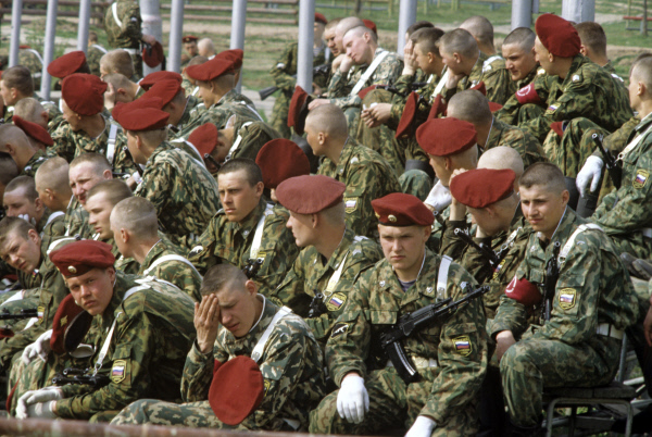 Дивизия имени Дзержинского в 1999 году © РИА Новости, А. Соломонов Дивизия имени Дзержинского в 1999 году © РИА Новости, А. Соломонов