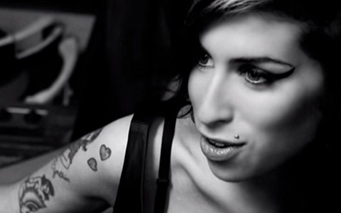 Эми Уайнхаус. Стоп-кадр с YouTube