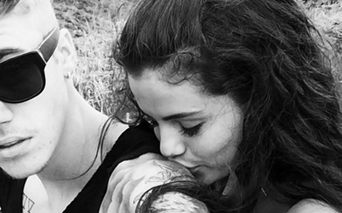 Джастин Бибер и Селена Гомес. Фото JUSTINBIEBER VIA INSTAGRAM Джастин Бибер и Селена Гомес. Фото JUSTINBIEBER VIA INSTAGRAM