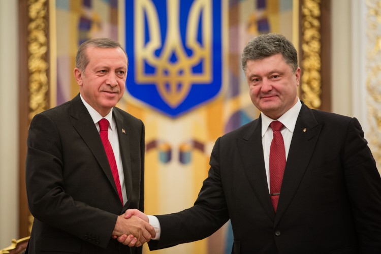 Реджеп Тайип Эрдоган и Петр Порошенко. Фото с сайта focus.ua Реджеп Тайип Эрдоган и Петр Порошенко. Фото с сайта focus.ua