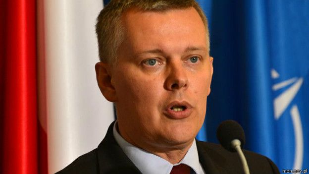 Томаш Семоняк. Фото с сайта mon.gov.pl