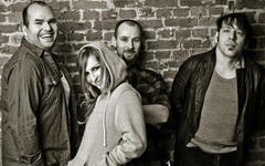 Guano Apes. Фото Дэниэла Крамера с сайта guanoapes.org