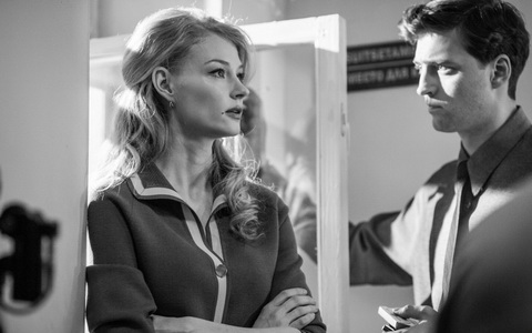 Кадр из фильма «Конец прекрасной эпохи»