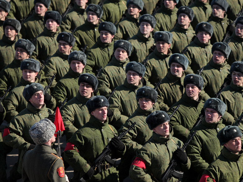 © KM.RU, Кирилл Зыков Репетиция парада Победы 2012 © KM.RU, Кирилл Зыков