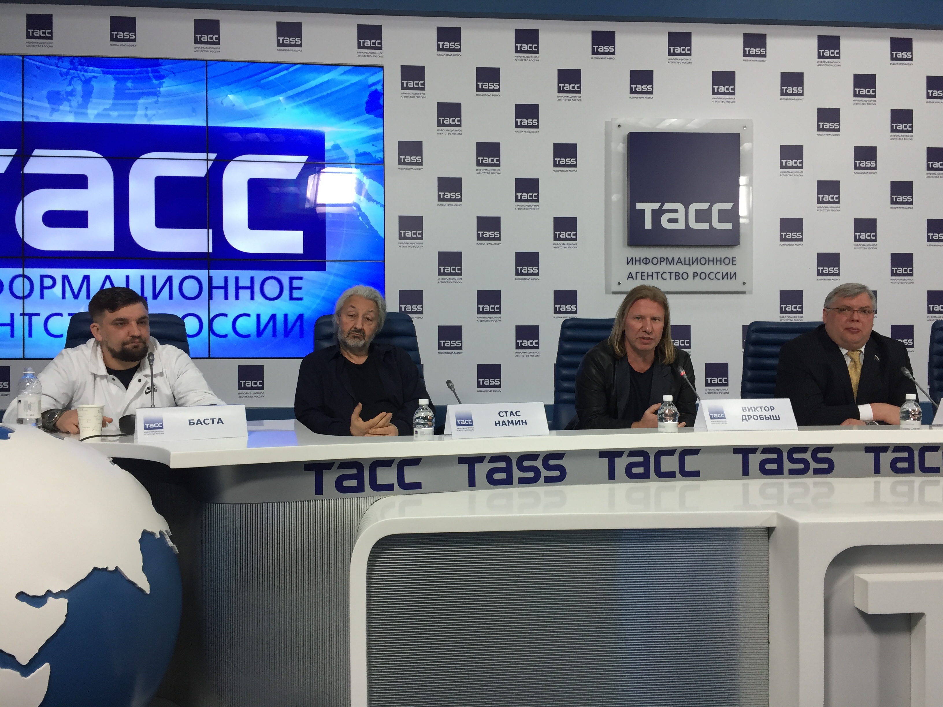 Баста, Стас Намин и др. Фото Артема Горного предоставлено организаторами Баста, Стас Намин и др. Фото Артема Горного предоставлено организаторами