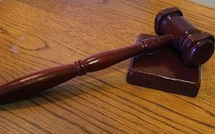 Судейский молоток. Фото с сайта wikipedia.org