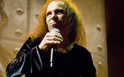 Ронни Джеймс Дио. Фото Adam Bielawski/wikipedia.org