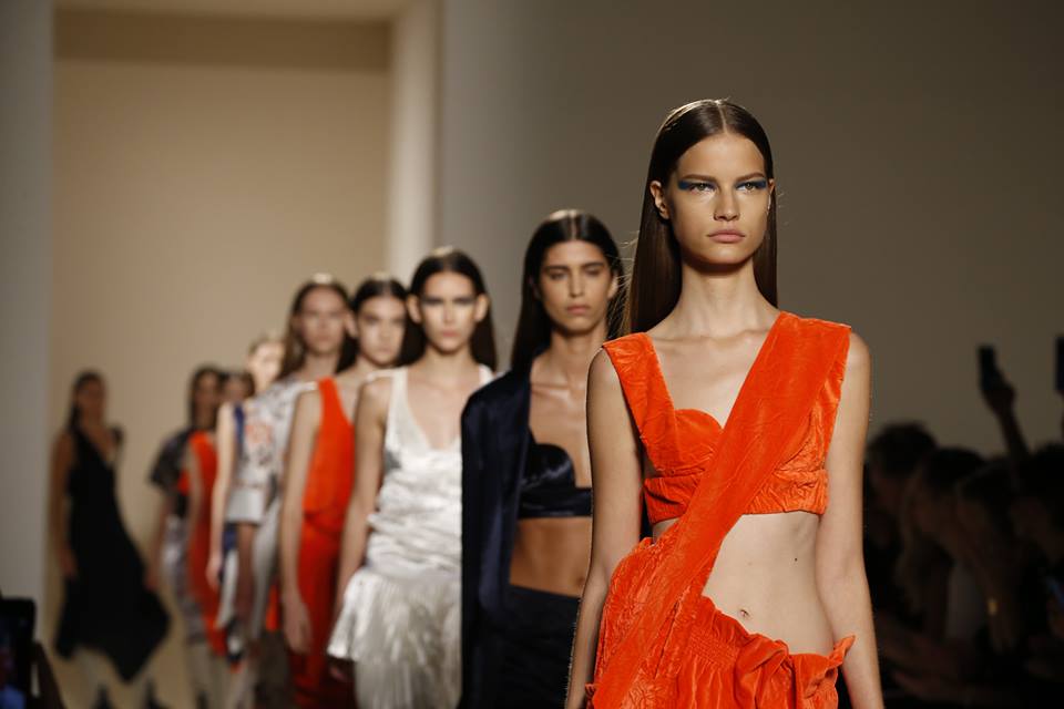 Victoria's Beckham Facebook Official Victoria's Beckham Facebook Official