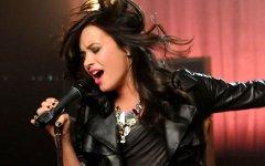 Demi Lovato, фото с сайта go4celebrity.com Определены самые популярные музыкальные запросы 2018 года