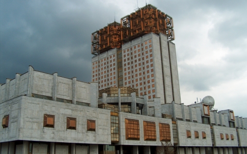 Здание Президиума РАН. Фото с сайта wikimedia.org Здание Президиума РАН. Фото с сайта wikimedia.org