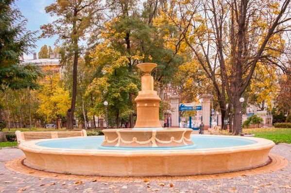 Санаторий "Лермонтовский". Фото с сайта sanlermontov.com.ua Санаторий "Лермонтовский". Фото с сайта sanlermontov.com.ua