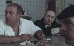Кадр из фильма «Блондинка за углом». Фото с сайта kino-teatr.ru Кадр из фильма «Блондинка за углом». Фото с сайта kino-teatr.ru