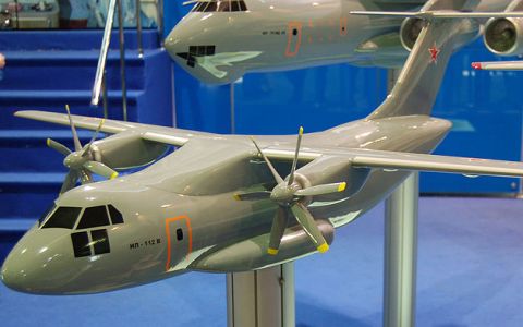 Модель самолета Ил-112, 2009 год. Фото Allocer с сайта wikimedia.org Модель самолета Ил-112, 2009 год. Фото Allocer с сайта wikimedia.org