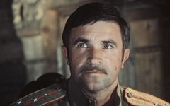 Юрий Мартынов. Фото с сайта kino-teatr.ru Юрий Мартынов. Фото с сайта kino-teatr.ru