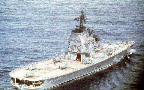Противолодочный крейсер-вертолётоносец типа «Москва». Фото DoDMedia с сайта wikimedia.org
