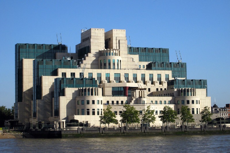Здание Ми-6 в Лондоне. Фото wikipedia.org Здание Ми-6 в Лондоне. Фото wikipedia.org