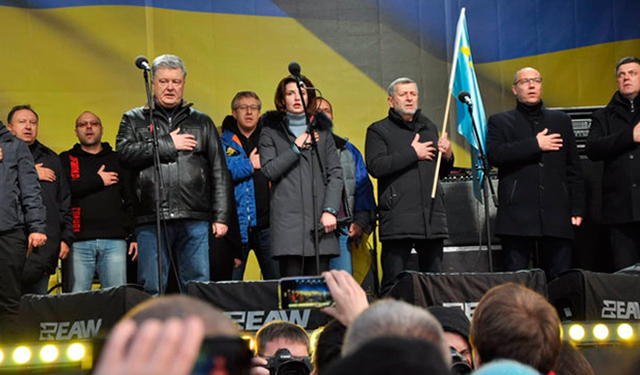 Фото с сайта colonelcassad.livejournal.com Митинг против капитуляции в Киеве