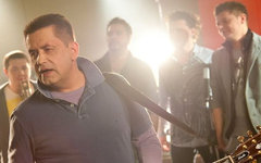 Группа «ЛЮБЭ» и «Фабрика» посвятили клип Крымскому мосту