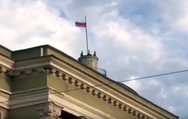 Стоп-кадр из видео в YouTube