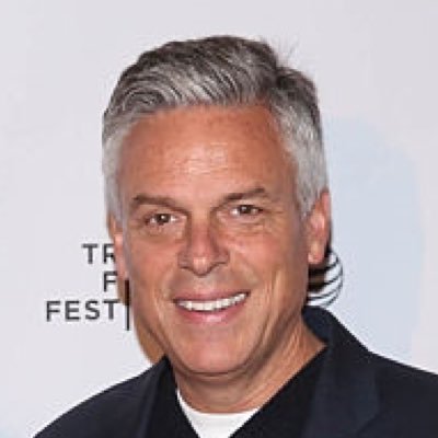 Фото со страницы Jon Huntsman в Facebook