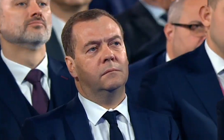 Стоп-кадры из видеотрансляции Дмитрий Медведев © KM.RU, Стоп-кадры из видеотрансляции