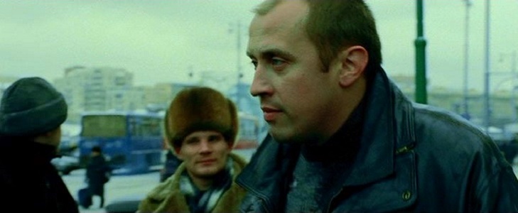 Александр Боев в «Превосходстве Борна». Кадры с сайта kino-teatr.ru Актер Александр Боев намерен отсудить у студии Михалкова 80 миллионов