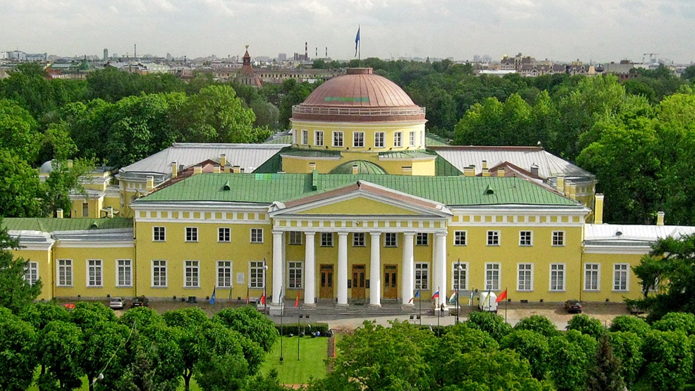 Таврический дворец. Фото с сайта культура.рф Таврический дворец. Фото с сайта культура.рф