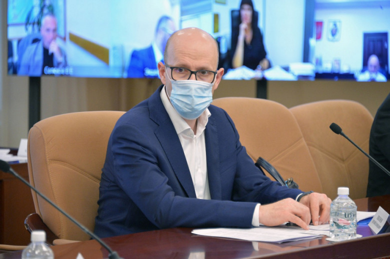 Евгений Никонов