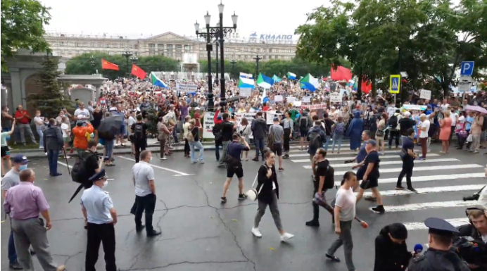 Скриншот с YouTube Акция в поддержку Сергея Фургала