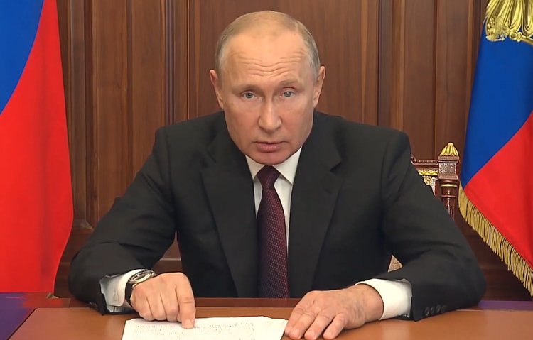 Стоп-кадр из видео Владимир Путин © KM.RU, Стоп-кадр из видео