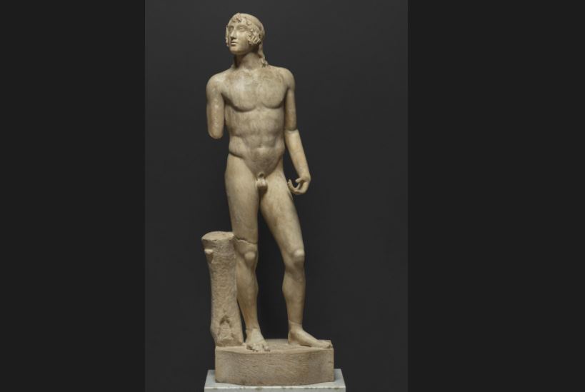 Статуя юноши (так называемый Эрот Соранцо). Фото с сайта hermitagemuseum.org