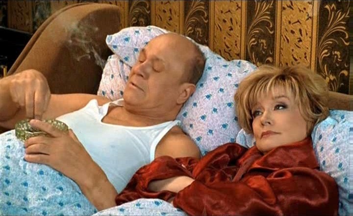Кадры с сайта kino-teatr.ru Вера Алентова сыграет в спектаклях 11 и 12 августа в Московском драматическом те