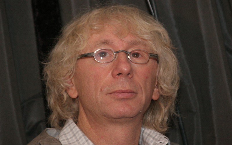 Аркадий Укупник © KM.RU Zivert вернула Укупнику 12 тысяч долларов за сорванный корпорати